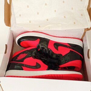 Air Jordan 1 Mid Women’s Sneakers Size 10 Bright Crimson/Black